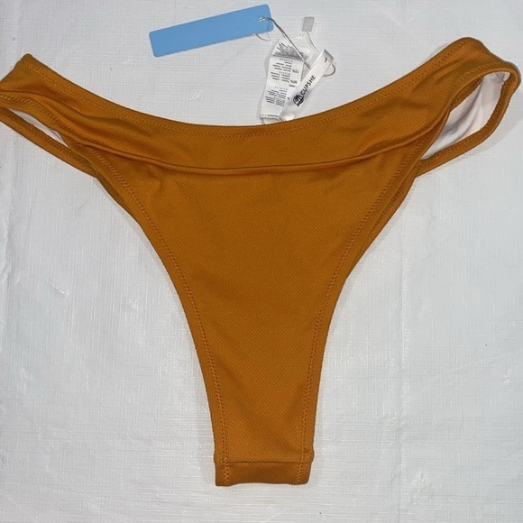 NWT Cupshe Golden mustard Yellow textured Bikini Set Size Large Bathing Suit - Picture 4 of 9